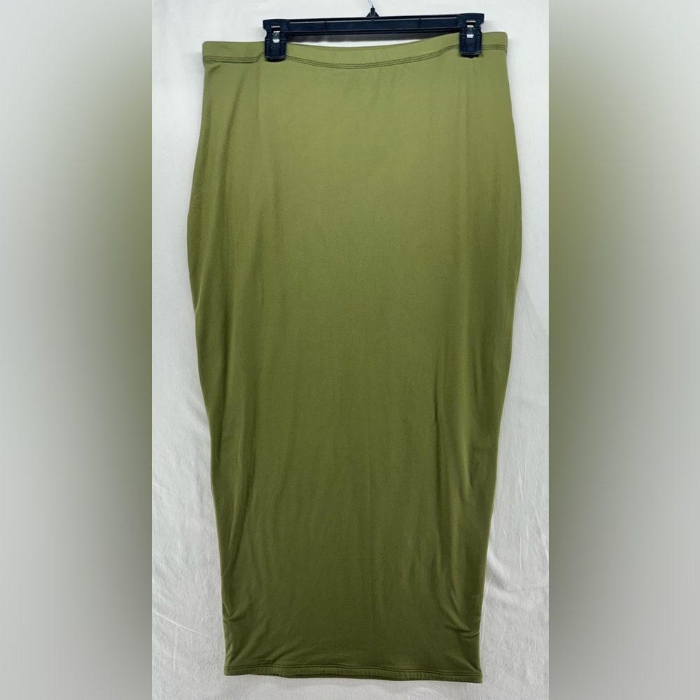 Naked Wardrobe Fitted Slip On Midi Pencil Skirt Green Womens Plus Size 2X